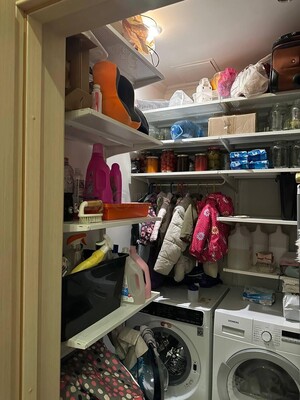 Продам двухкомнатную (2-комн.) квартиру, Жасминовая ул, 7, Апрелевка г