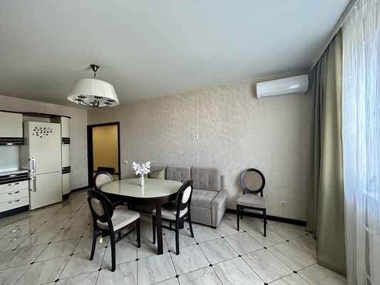 Сдам трехкомнатную (3-комн.) квартиру, Первомайский пр-кт, 76к3, Рязань г