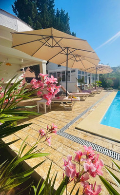 Продам коммерческое помещение 380 м2, Центральная ул, 12, Рыбачье с