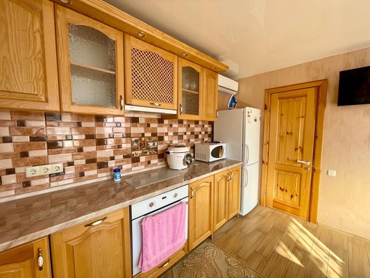 Продам коммерческое помещение 380 м2, Центральная ул, 12, Рыбачье с