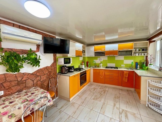 Продам коммерческое помещение 380 м2, Центральная ул, 12, Рыбачье с