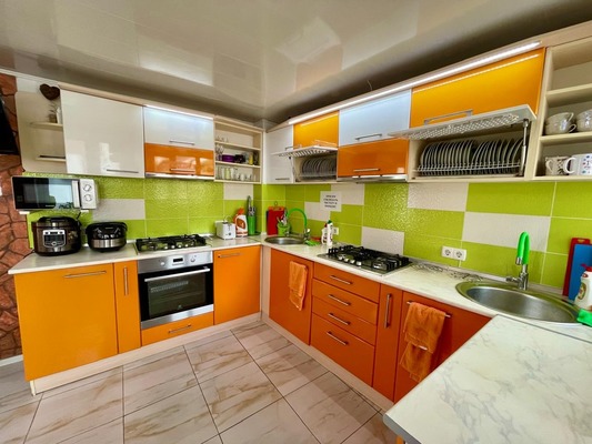 Продам коммерческое помещение 380 м2, Центральная ул, 12, Рыбачье с