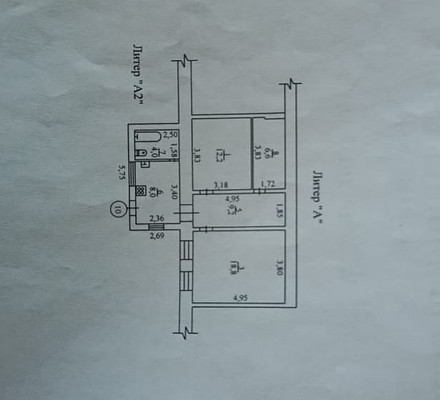 Продам трехкомнатную (3-комн.) квартиру, Фабричный спуск, 6, Симферополь г