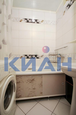 Продам трехкомнатную (3-комн.) квартиру, Александра Матросова ул, 30/4, Красноярск г