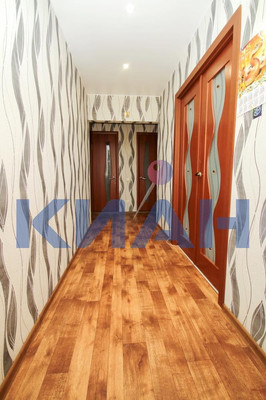 Продам трехкомнатную (3-комн.) квартиру, Александра Матросова ул, 30/4, Красноярск г