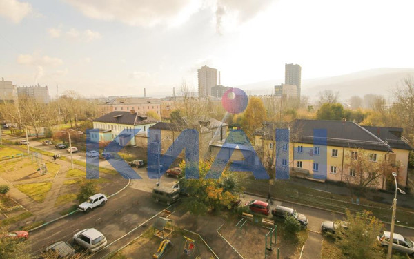 Продам трехкомнатную (3-комн.) квартиру, Александра Матросова ул, 30/4, Красноярск г