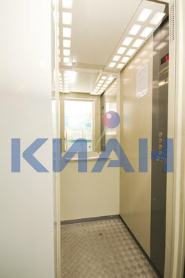 Продам трехкомнатную (3-комн.) квартиру, Александра Матросова ул, 30/4, Красноярск г