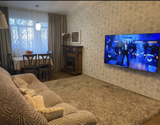 Продам трехкомнатную (3-комн.) квартиру, Зеленый пер, 1, Иркутск г