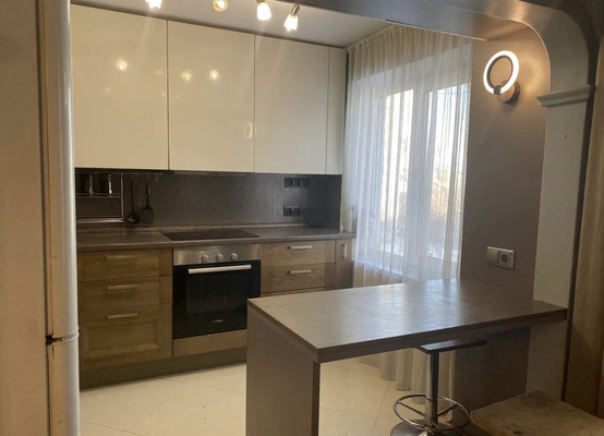 Продам трехкомнатную (3-комн.) квартиру, Зеленый пер, 1, Иркутск г