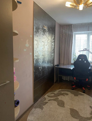 Продам трехкомнатную (3-комн.) квартиру, Зеленый пер, 1, Иркутск г