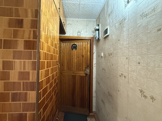 Продам двухкомнатную (2-комн.) квартиру, Самокиша ул, 4, Симферополь г