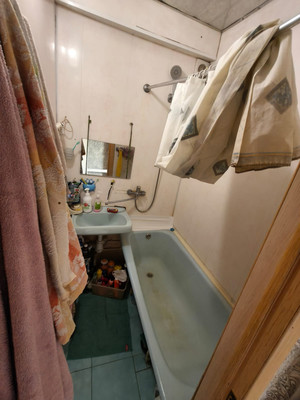 Продам многокомнатную квартиру, Ворошилова ул, 65, Кропоткин г