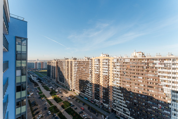 Продам однокомнатную (1-комн.) квартиру, Воронцовский б-р, 16к1, Мурино п
