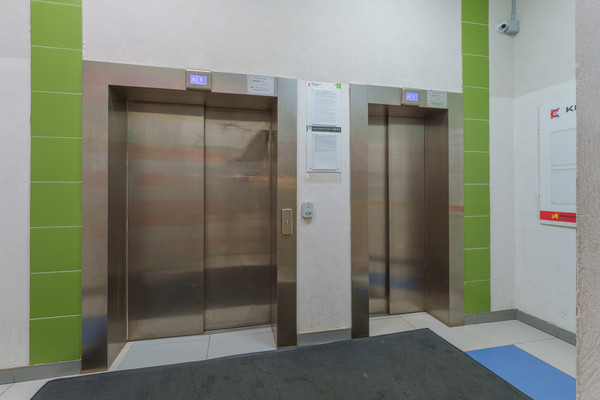 Продам однокомнатную (1-комн.) квартиру, Воронцовский б-р, 16к1, Мурино п