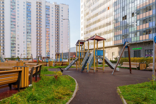 Продам однокомнатную (1-комн.) квартиру, Воронцовский б-р, 16к1, Мурино п