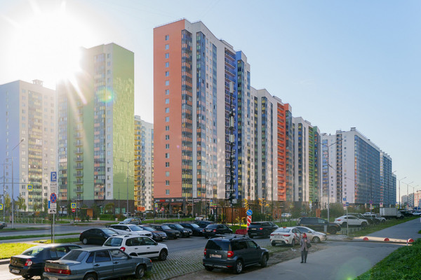Продам однокомнатную (1-комн.) квартиру, Воронцовский б-р, 16к1, Мурино п