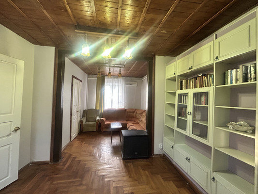 Сдам дом, Коцюбинского ул, 13/11, Симферополь г, 0 км от города