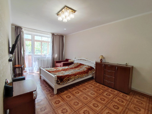 Продам трехкомнатную (3-комн.) квартиру, Данилова ул, 55, Симферополь г