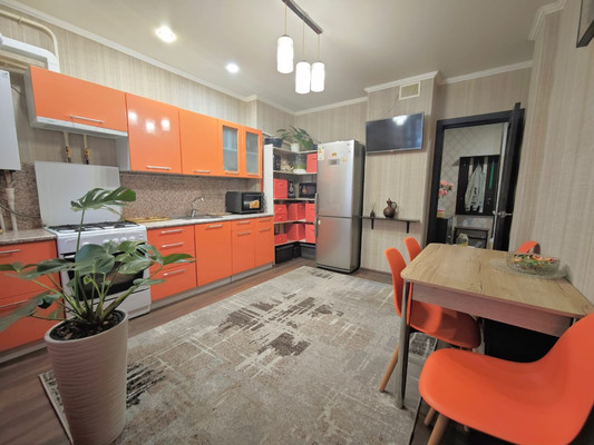 Продам двухкомнатную (2-комн.) квартиру, Мореходная ул, 4, Новороссийск г