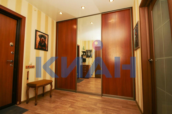 Продам однокомнатную (1-комн.) квартиру, Алексеева ул, 27, Красноярск г