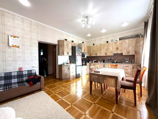 Продам дом, Профсоюзная ул, 65а, Апшеронск г, 0 км от города