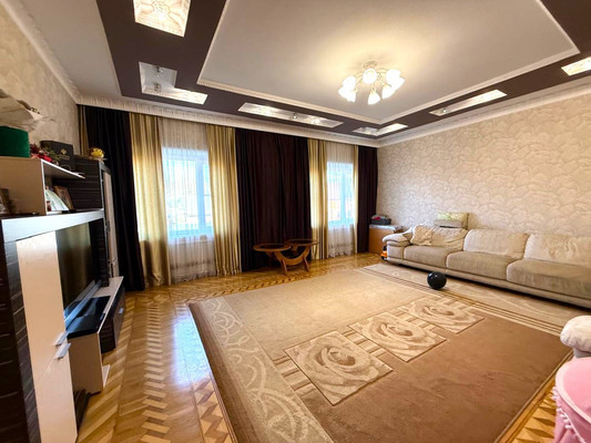 Продам дом, Профсоюзная ул, 65а, Апшеронск г, 0 км от города