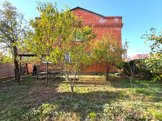 Продам дом, Профсоюзная ул, 65а, Апшеронск г, 0 км от города