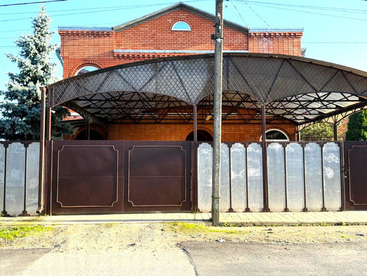 Продам дом, Профсоюзная ул, 65а, Апшеронск г, 0 км от города