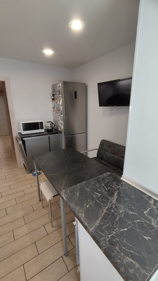 Продам двухкомнатную (2-комн.) квартиру, Лебедева ул, 46, Симферополь г