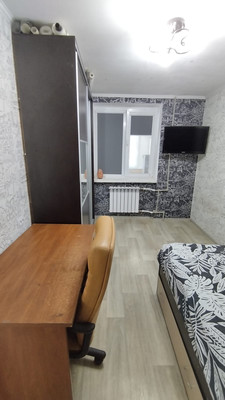 Продам двухкомнатную (2-комн.) квартиру, Лебедева ул, 46, Симферополь г