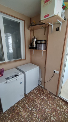 Продам двухкомнатную (2-комн.) квартиру, Лебедева ул, 46, Симферополь г