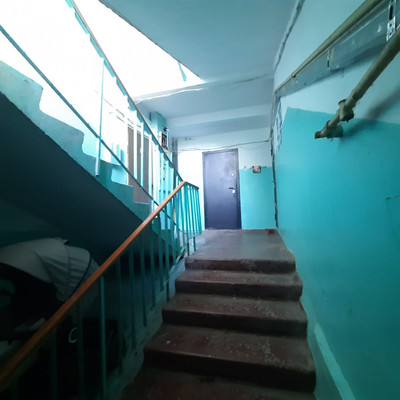 Продам трехкомнатную (3-комн.) квартиру, Сун Ят-Сена ул, 61к2, Астрахань г