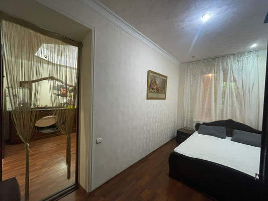 Продам трехкомнатную (3-комн.) квартиру, Фучика ул, 6, Нальчик г