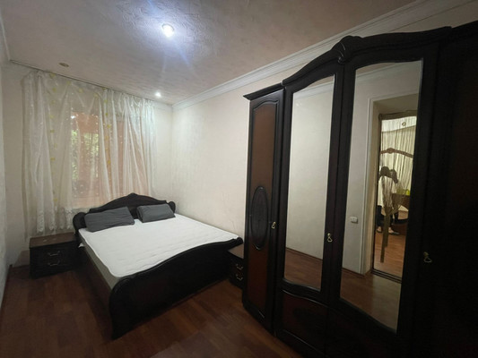 Продам трехкомнатную (3-комн.) квартиру, Фучика ул, 6, Нальчик г