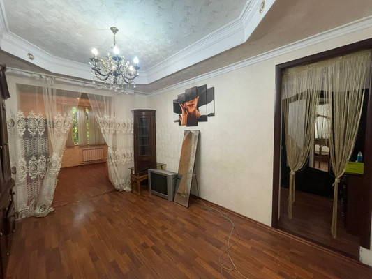 Продам трехкомнатную (3-комн.) квартиру, Фучика ул, 6, Нальчик г