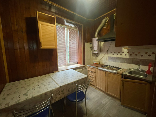 Продам трехкомнатную (3-комн.) квартиру, Фучика ул, 6, Нальчик г