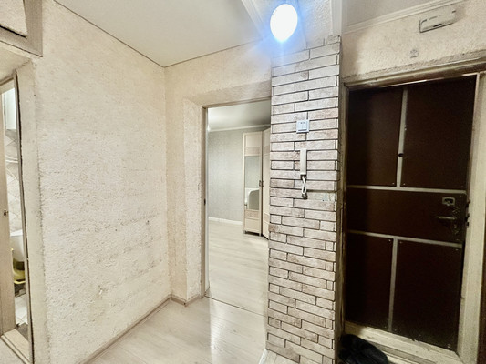 Продам двухкомнатную (2-комн.) квартиру, Северная ул, 46, Перово с