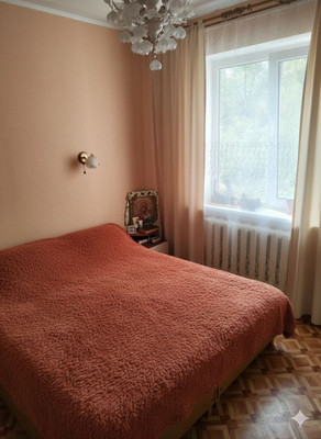 Продам трехкомнатную (3-комн.) квартиру, Залесская ул, 91, Симферополь г