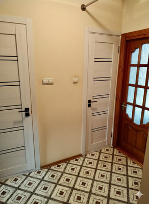 Продам трехкомнатную (3-комн.) квартиру, Залесская ул, 91, Симферополь г