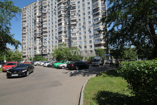 Сдам торговое помещение 68 м2, Загородное ш, 4к2, Москва г