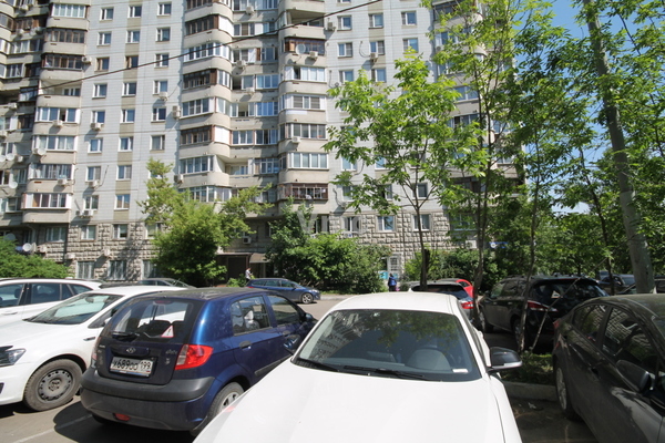 Сдам торговое помещение 68 м2, Загородное ш, 4к2, Москва г