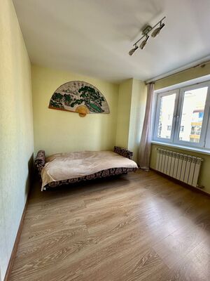 Продам однокомнатную (1-комн.) квартиру, 2-й Хлыновский пер, 1, Киров г