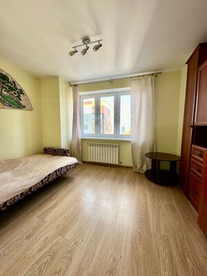 Продам однокомнатную (1-комн.) квартиру, 2-й Хлыновский пер, 1, Киров г