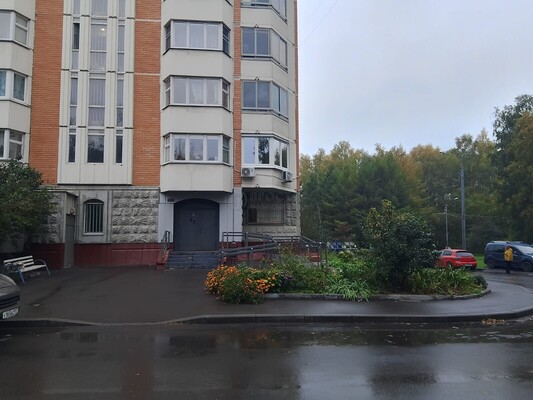 Продам трехкомнатную (3-комн.) квартиру, 9-я Северная линия, 17, Москва г