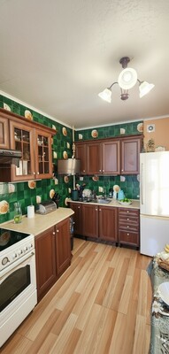 Продам трехкомнатную (3-комн.) квартиру, Маршала Савицкого ул, 20к1, Москва г