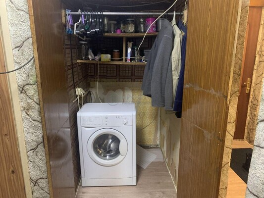 Продам трехкомнатную (3-комн.) квартиру, Домодедовская ул, 24к1, Москва г