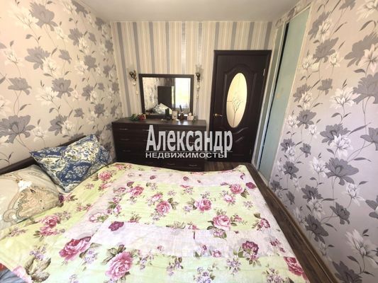 Продам трехкомнатную (3-комн.) квартиру, Народного Ополчения пр-кт, 97, Санкт-Петербург г