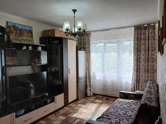 Продам двухкомнатную (2-комн.) квартиру, Гагарина ул, 15а, Парковый п