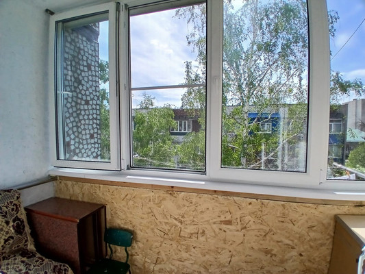 Продам двухкомнатную (2-комн.) квартиру, Гагарина ул, 15а, Парковый п