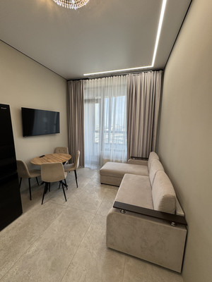 Продам трехкомнатную (3-комн.) квартиру, Братьев Весниных б-р, 1, Москва г